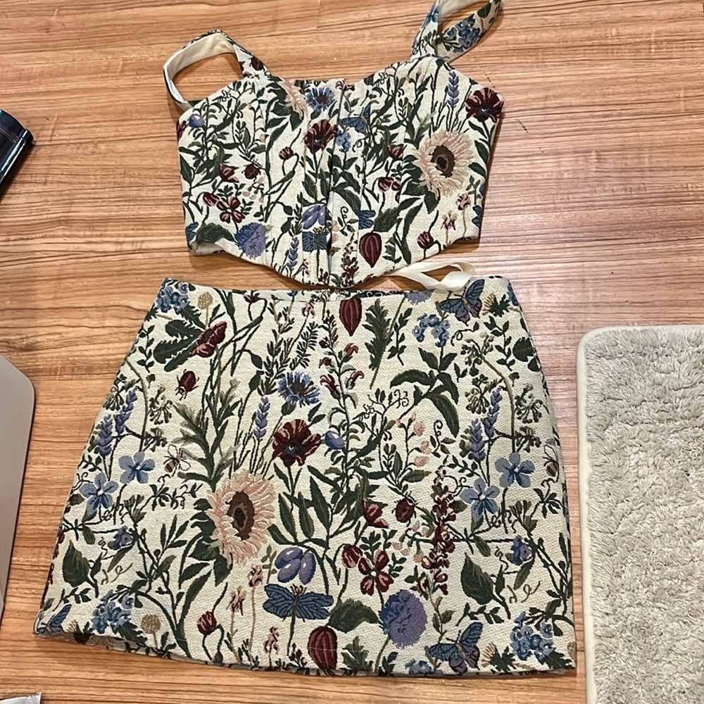Windsor floral skirt/ corset set